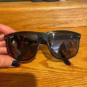 RayBan 4147 Boyfriend Sunglasses, black gradient lens.